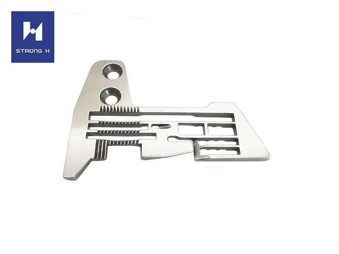 Игольная пластина на пятиниточный оверлок Strong H E870