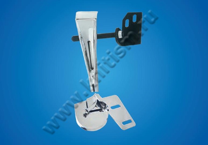 Приспособление для обработки передних карманов брюк - настрачивание по "изнанке" со вставкой декоративной ленты и канта на 2-х игольных машинах P039С SURUCU