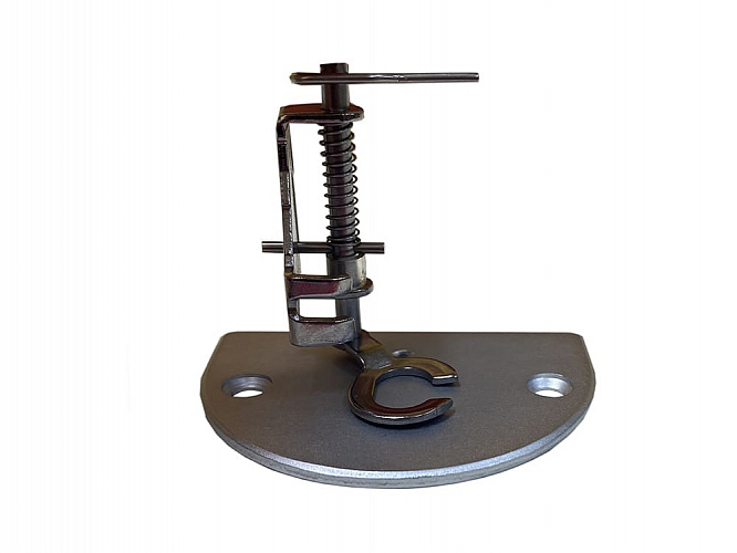 Комплект лапка и игольная пластина для стежки и квилтинга