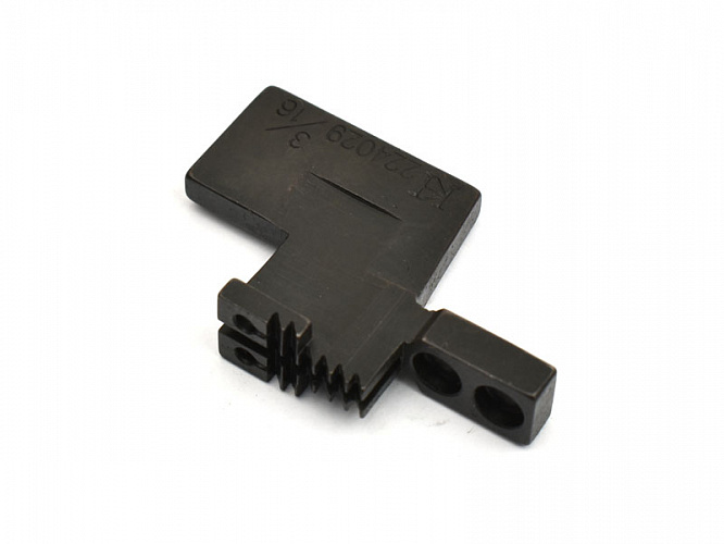 Зубчатая рейка для двухигольных машин