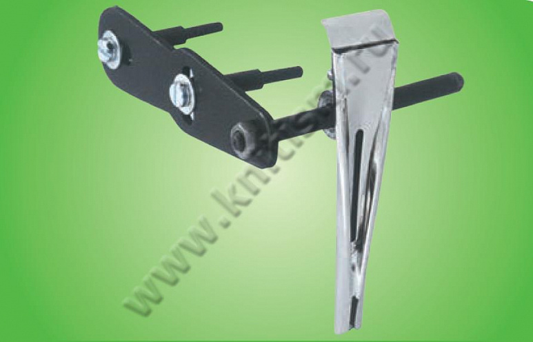 Приспособление для настрачивания лампас (изнанка встык) на плоскошовных машинах E105 SURUCU