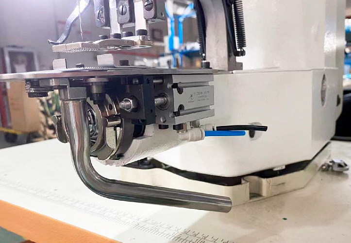 Пневматическое устройство обрезки цепочки нитей Aurora