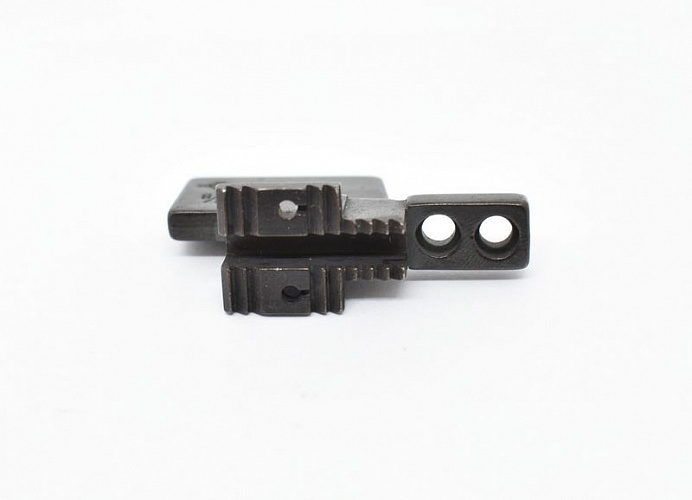 Зубчатая рейка на двухиголную машину тип. 842/845