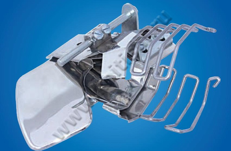 Приспособление для стачивания изогнутых деталей поясной ленты с подкладкой на поясных машинах P020 SURUCU