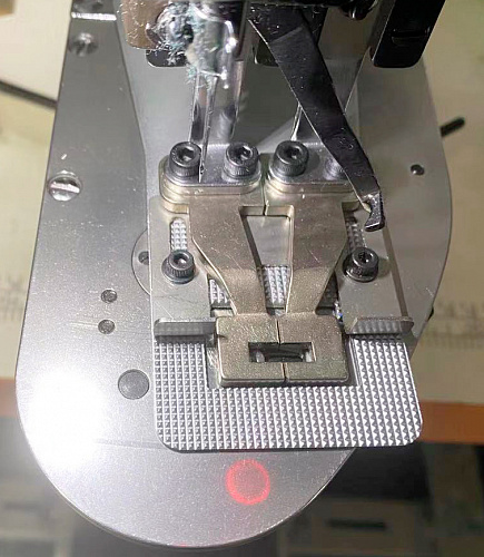 Пневматическое устройство обрезки цепочки нитей Aurora