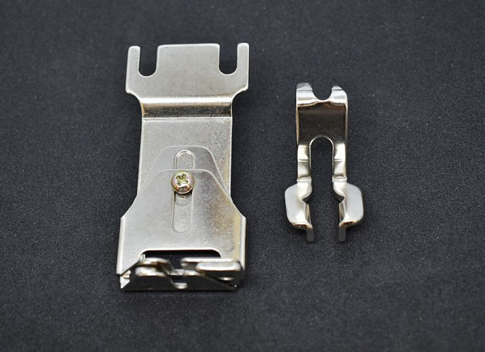 Комплект приспособление для пришивания и обвивки ножки плоской пуговицы (арт. B2440-373)