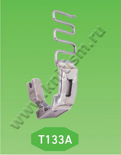 Приспособление для притачивания тесьмы на прямострочной машине челночного стежка T133A SURUCU