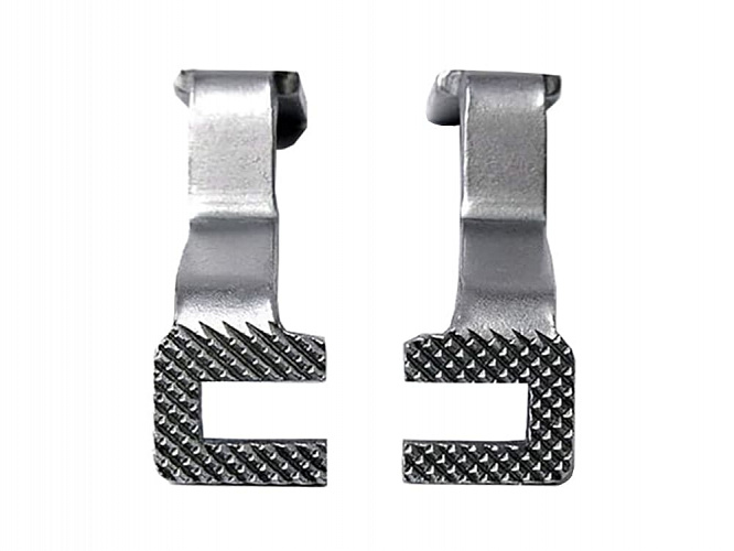 Комплект лапок (левая и правая) 4,8*20 мм для закрепочной машины. Артикулы Aurora 13518600+13518709