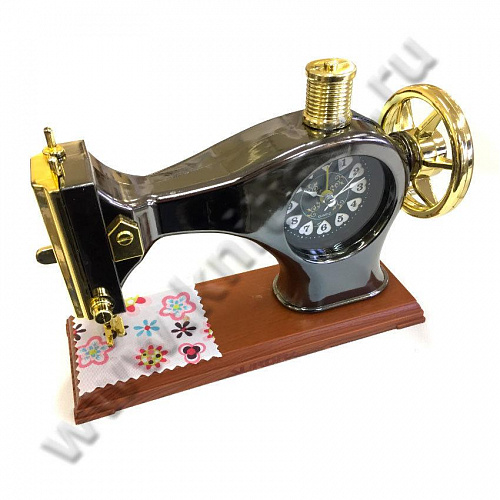 Настольные часы - Швейная машинка