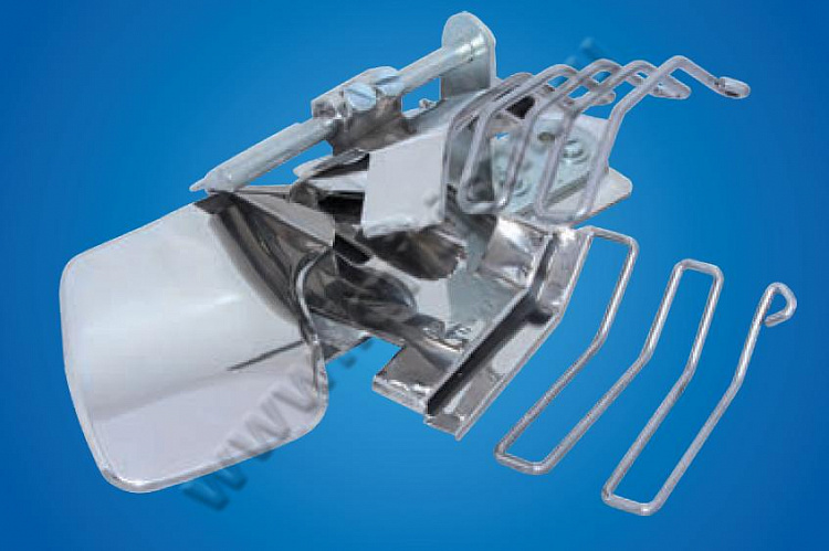 Приспособление для стачивания изогнутых деталей верхней и нижней поясной ленты на поясной машине P020A SURUCU