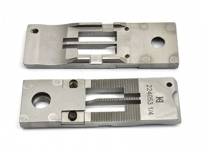 Игольная пластина для двухигольных машин