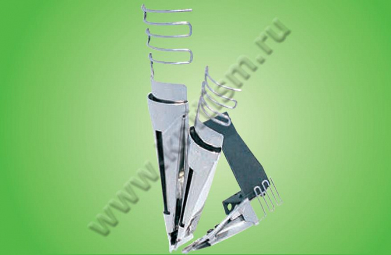 Приспособление для втачивания горловины с прокладыванием двойной декоративной тесьмы на оверлоке E128 SURUCU