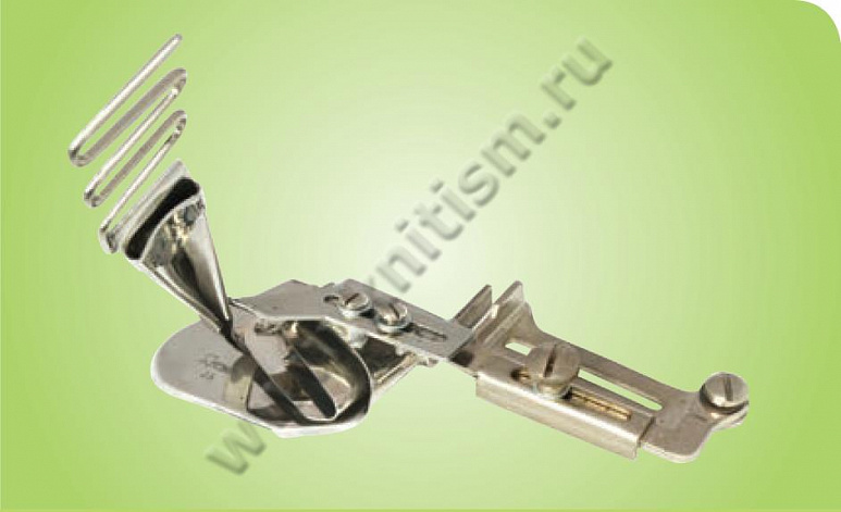 Приспособление для подгибки низа банных халатов с прокладыванием декоративной тесьмы на прямострочных машинах и машинах цепного стежка H503A SURUCU