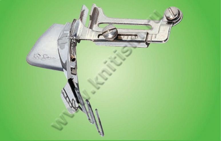 Приспособление для притачивания декоративной тесьмы с кантом на прямострочной машинине E123 SURUCU