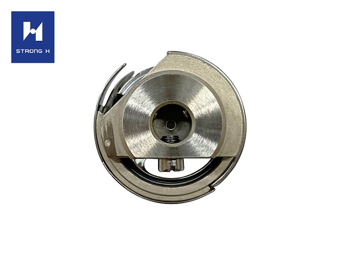 Челнок стандартный для прямострочных машин с обрезкой нити Strong H HSH-7.94ATR