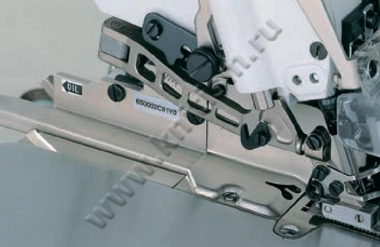 Устройство автоматической обрезки цепочек нитей для оверлока KH