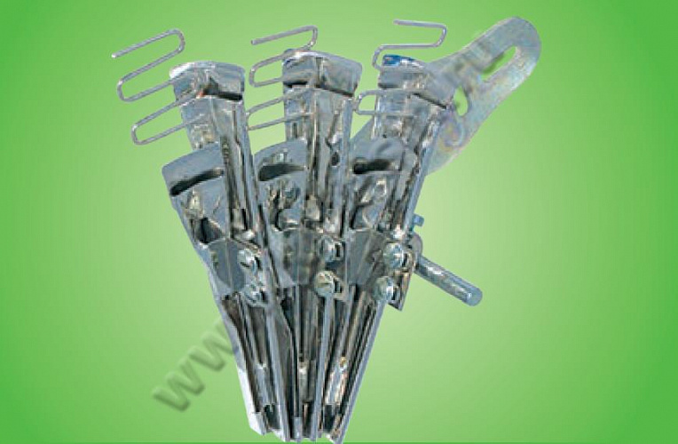 Приспособление для притачивания двойных декоративных лент на поясных машинах E119A SURUCU