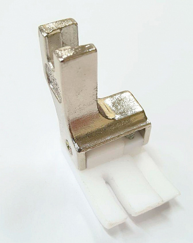 Тефлоновая лапка для отделочных строчек TCR